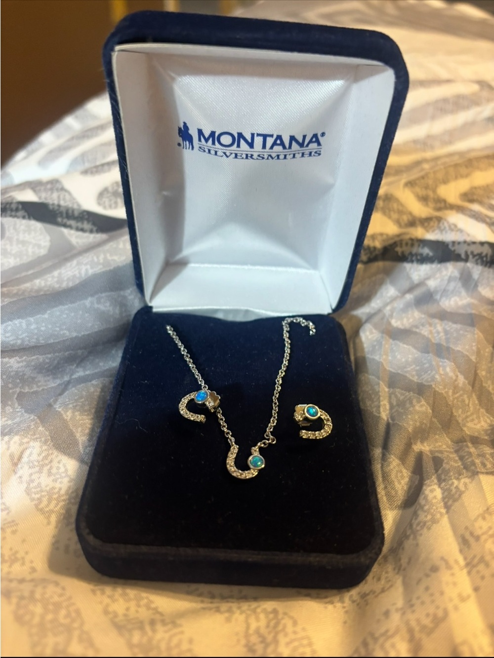 Montana Silversmiths Silver Horseshoe Necklace & Earrings with Turquoise Accents